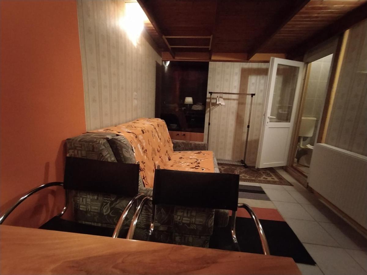 Cuki Apartment Budapeste Exterior foto