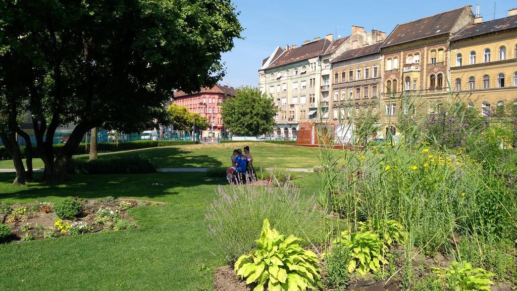 Cuki Apartment Budapeste Exterior foto