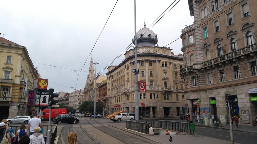 Cuki Apartment Budapeste Exterior foto